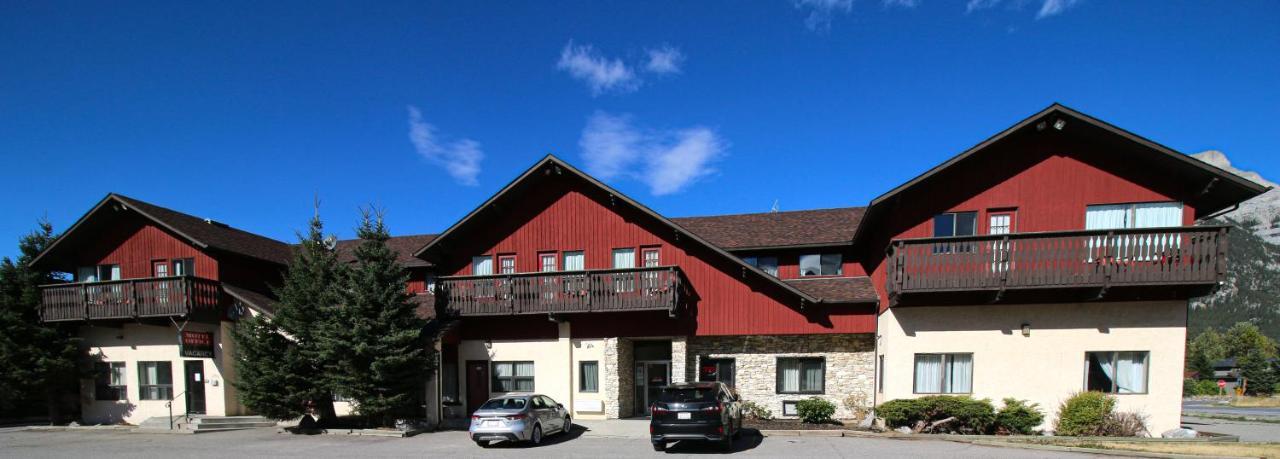 Bighorn & Motel Canmore