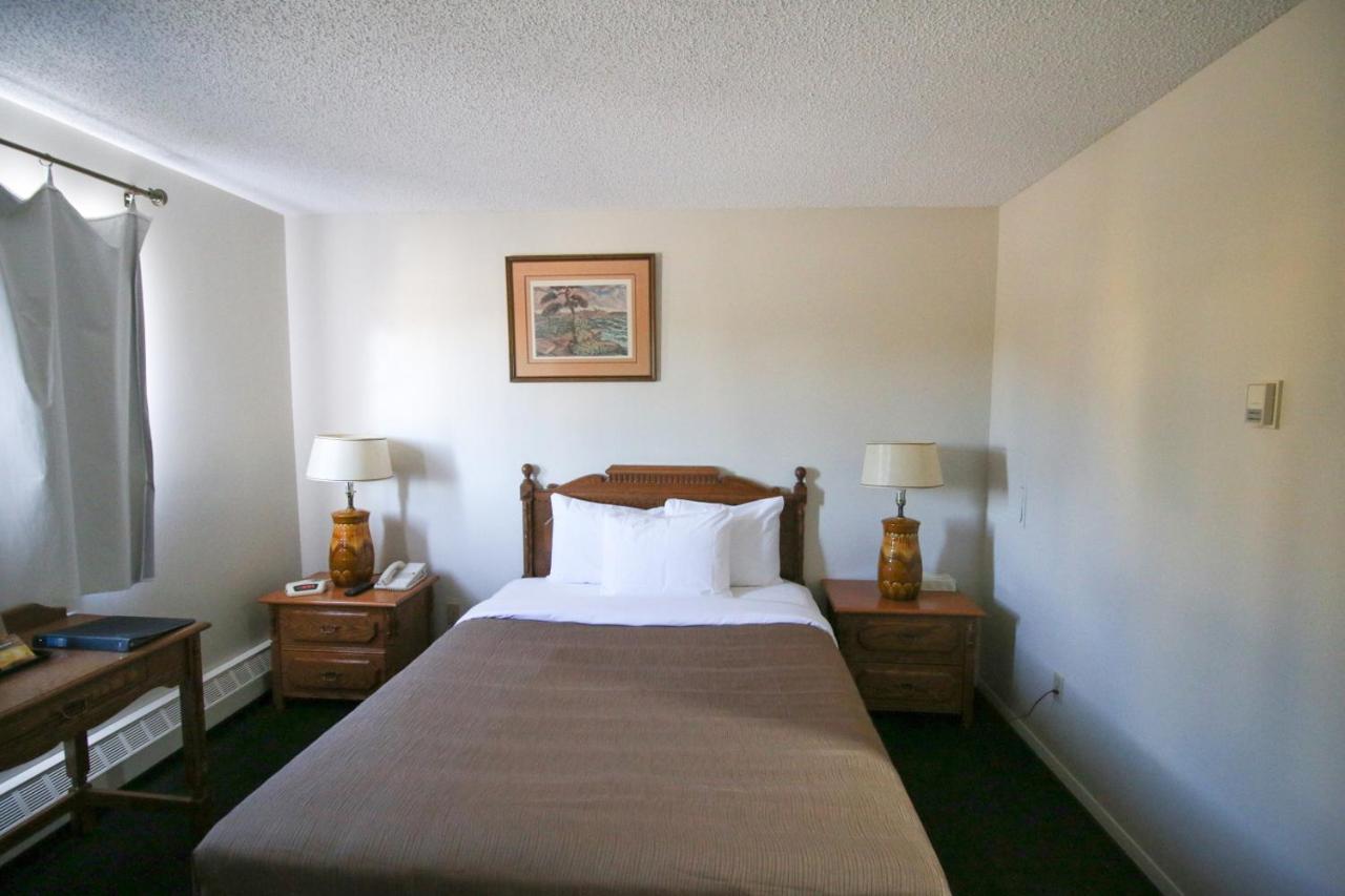 Bighorn & Motel