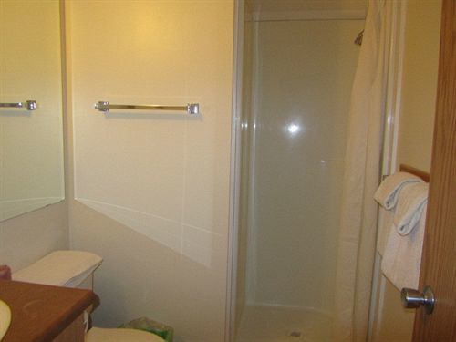 Bighorn & Motel Canmore